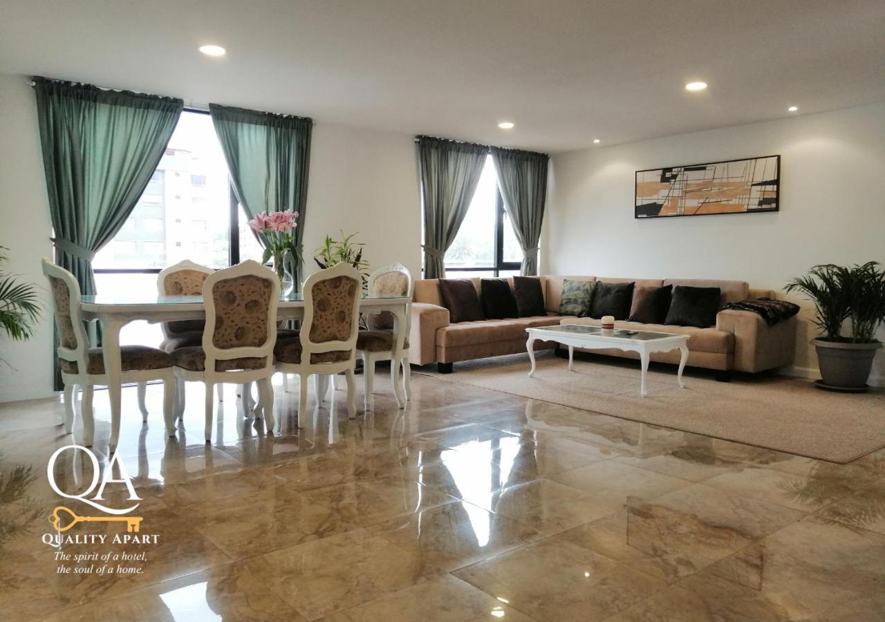 Quality Apart, Exclusive Penthouses Куэнка Экстерьер фото