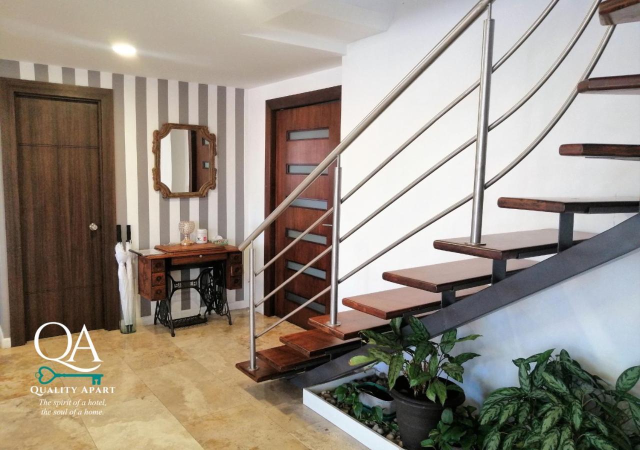 Quality Apart, Exclusive Penthouses Куэнка Экстерьер фото